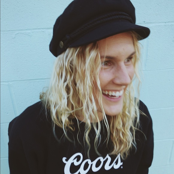 Meet your Posher, Nina - Picture 1 of 1